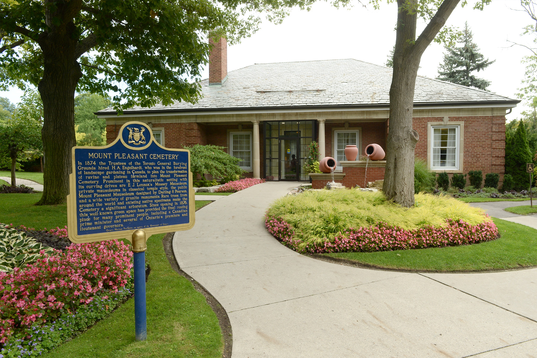 Mount Pleasant Cemetery, Cremation and Funeral Centres – Toronto